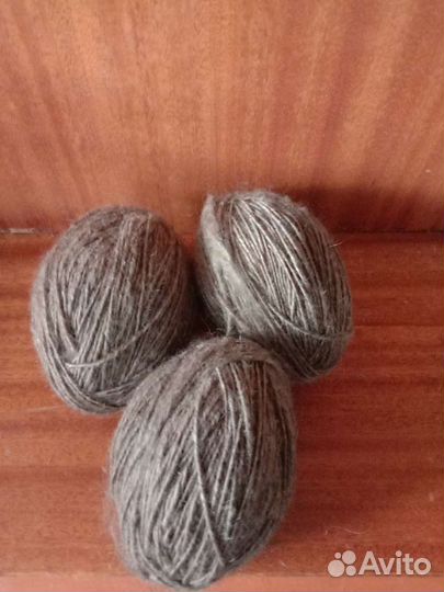 Козий пух,верблюжья,собачая,все спядена вручную