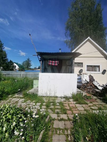 Дом 25 м² на участке 6 сот.