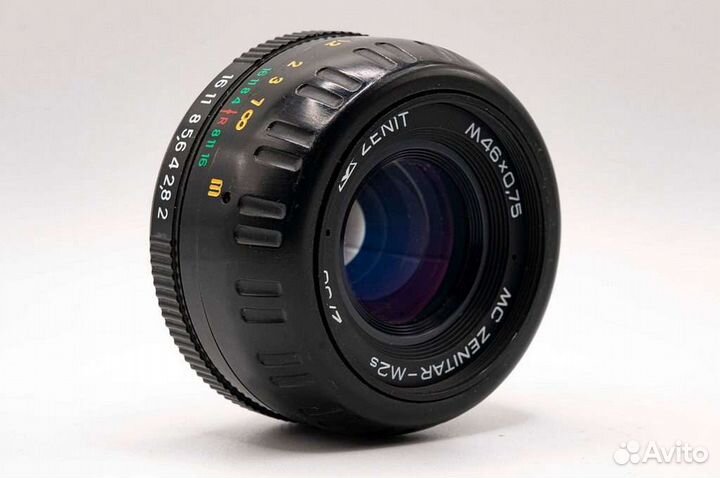 Объектив мс Зенитар М2s+адаптер с чипом для Canon
