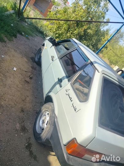 ВАЗ 2109 1.5 МТ, 2000, 200 000 км