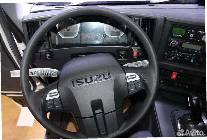 Эвакуатор Isuzu Elf, 2025