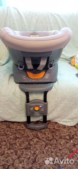 Японское поворотное автокресло Carmate Kuru 0-18кг