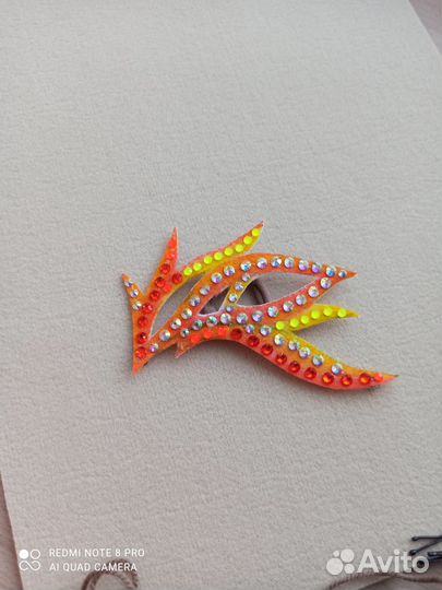 Украшение на голову (на кичку)