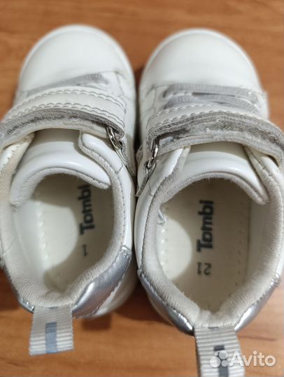 Кроссовки для девочки 21 размер