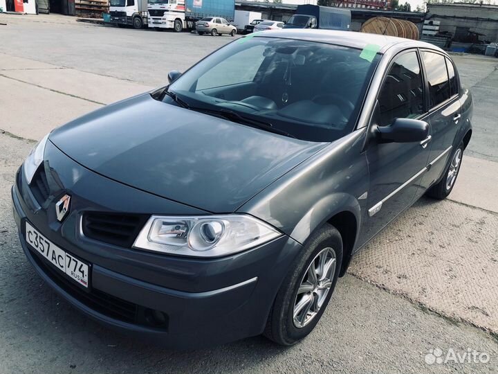 Стекло лобовое Renault Megane с гарантией