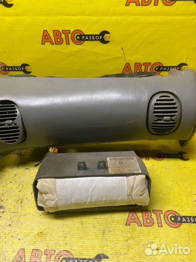 Парприз Dodge Caravan EFA 2000
