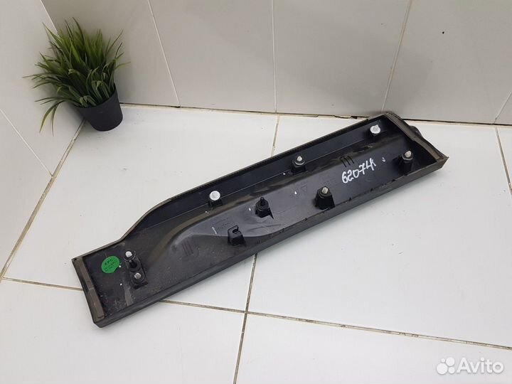 Молдинг двери нижний задний левый (Geely Coolray)