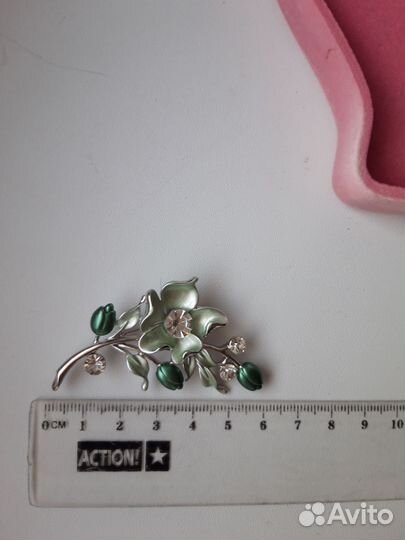 Серьги, броши, бусы