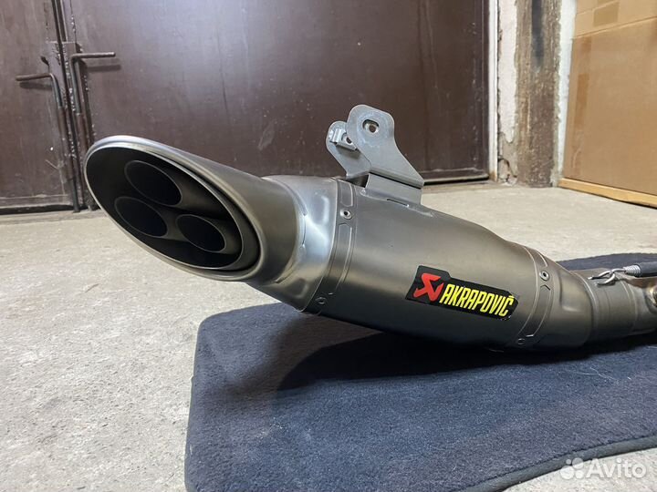 Выхлоп akrapovic yamaha MT-09