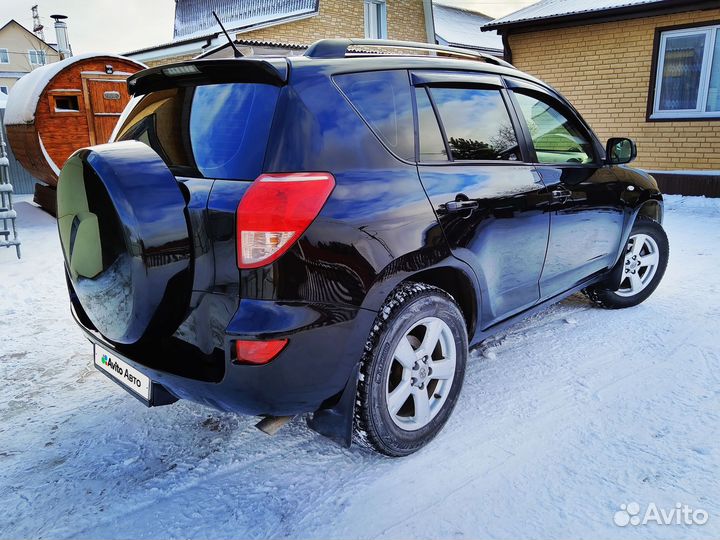 Toyota RAV4 2.0 AT, 2008, 228 000 км