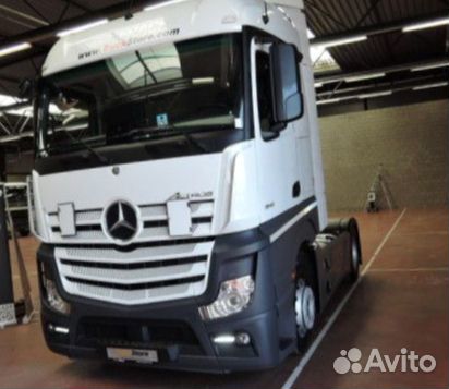 Pазбираем грузовик Mercedes-Benz Actros mpiv с 201