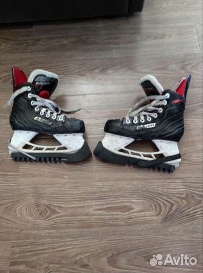 Хоккейные коньки bauer