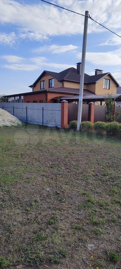 Дом 175 м² на участке 12,5 сот.