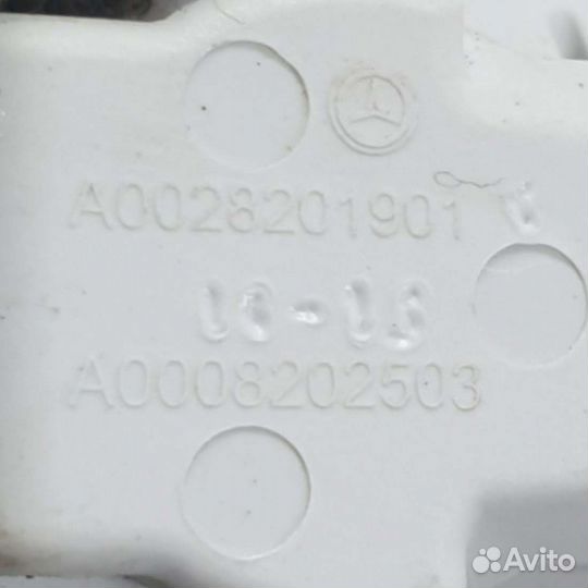 Фонарь двери A0028201901 Mercedes-Benz C W205 0