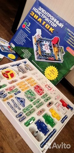 Электронный конструктор и металлический конст