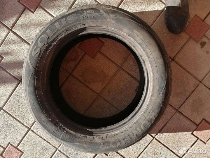 Kumho 852 215/60 R17