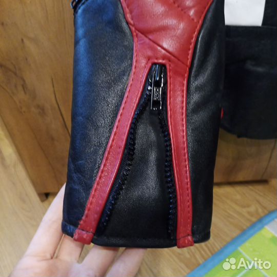 Мотокуртка кожаная