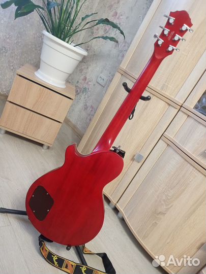 Michael Kelly Guitars Patriot