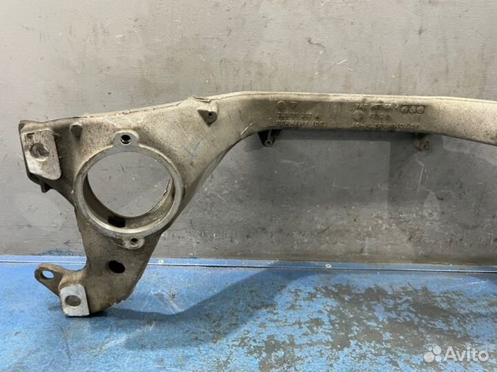 Подрамник передний Volkswagen Touareg GP