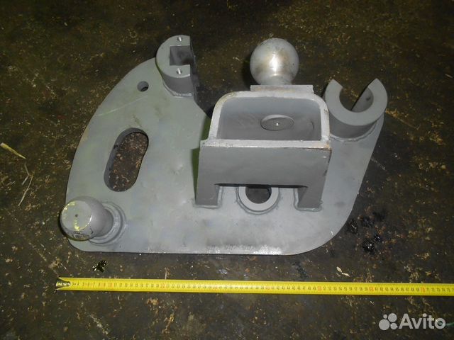 Кронштейн левый дз-122А.02.03.000 дз-122А.02.04.00