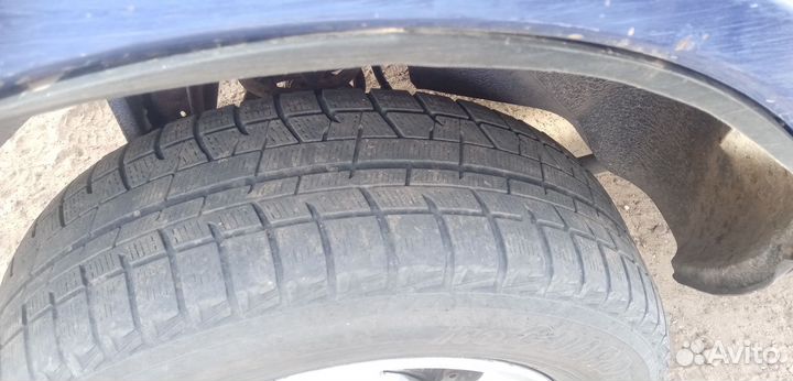 Колеса на ниву R16 Литые. Резина 215/65 yokohama