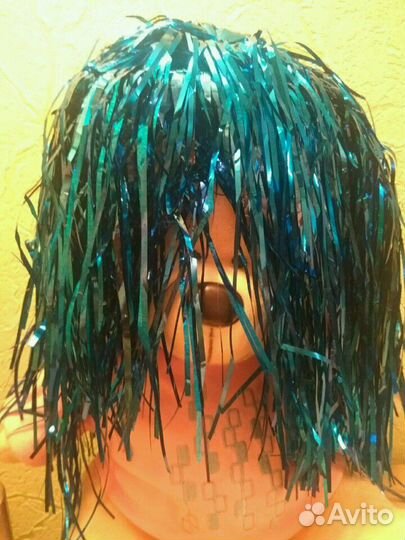 Маска, парик, корона, шляпа пирата