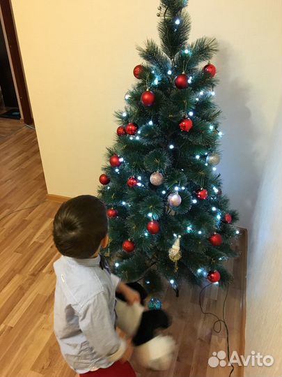 Елка искусственная