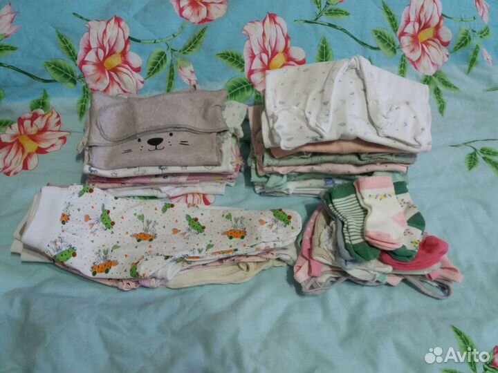 Одежда для новорожденных на девочку пакетом