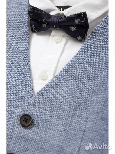 Рубашка с жилеткой и бабочкой С&А