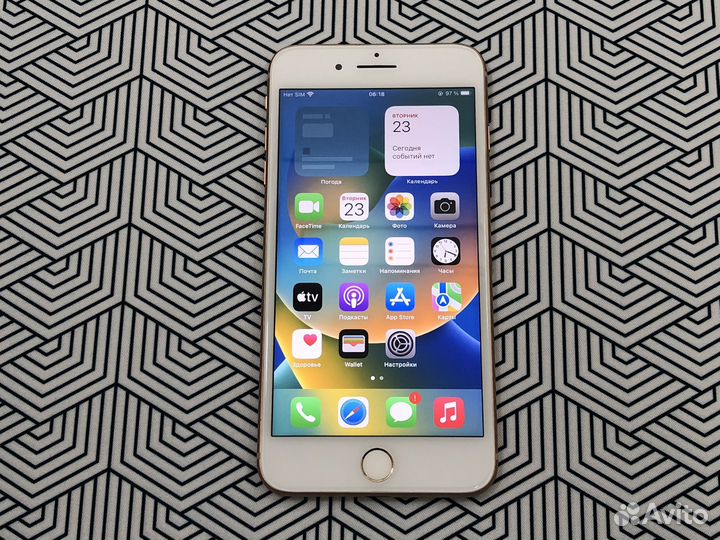 iPhone 8 Plus, 128 ГБ