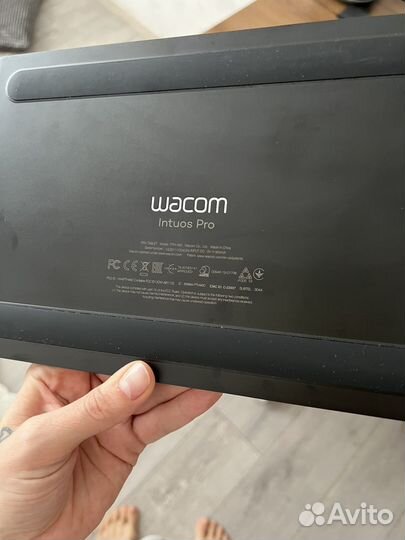 Графический планшет Wacom Intuos Pro S, черный