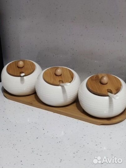 Набор сахарница, чайник, специи