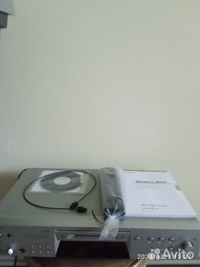 Mini Disk проигрыватель MOS JE780