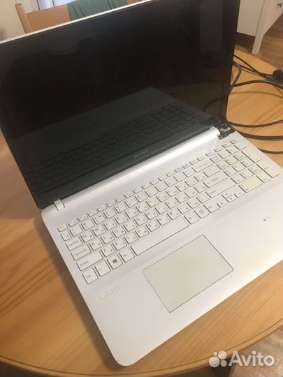 Ноутбук sony vaio i3