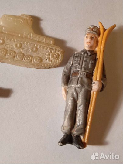 Немецкие фигурки техники, солдат