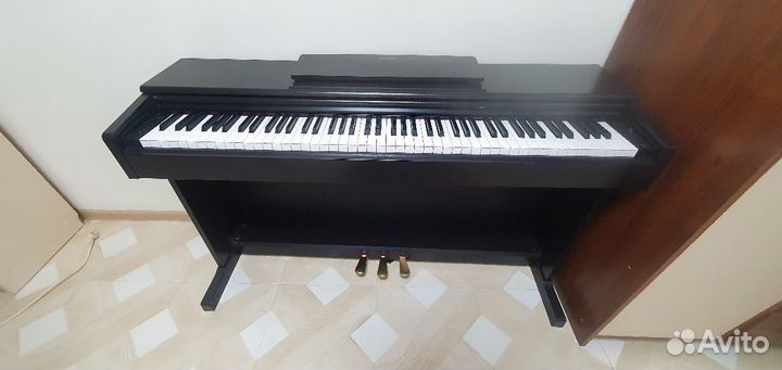 Цифровое пианино Yamaha Arius YDP 144