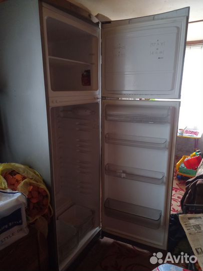 Холодильник бу