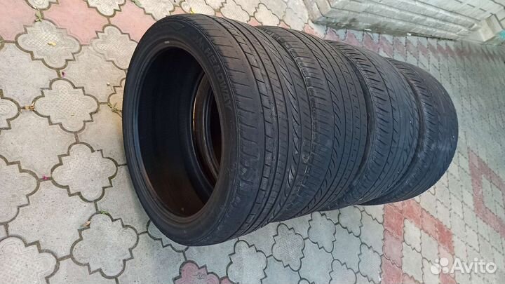 Horizon HU901 275/40 R20 и 315/35 R20