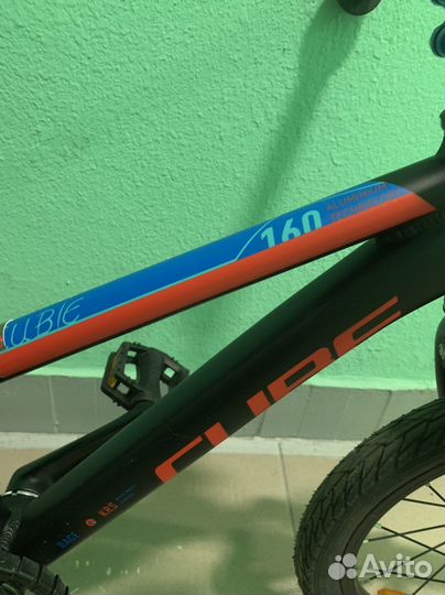 Велосипед cube