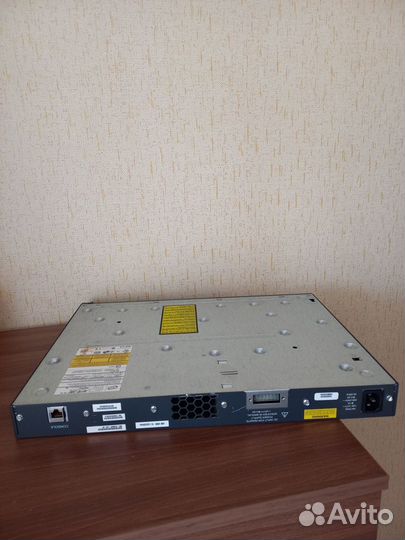 Коммутаторы Cisco WS-C2960-48тт-L, WS-C2950T-48-S1