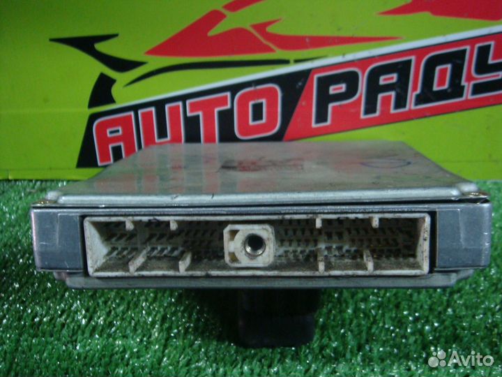 Блок EFI nissan VNC24 serena YD25-ddti