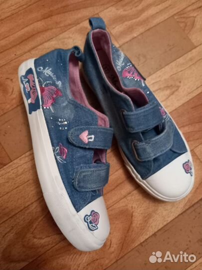 Продам кеды 36 р