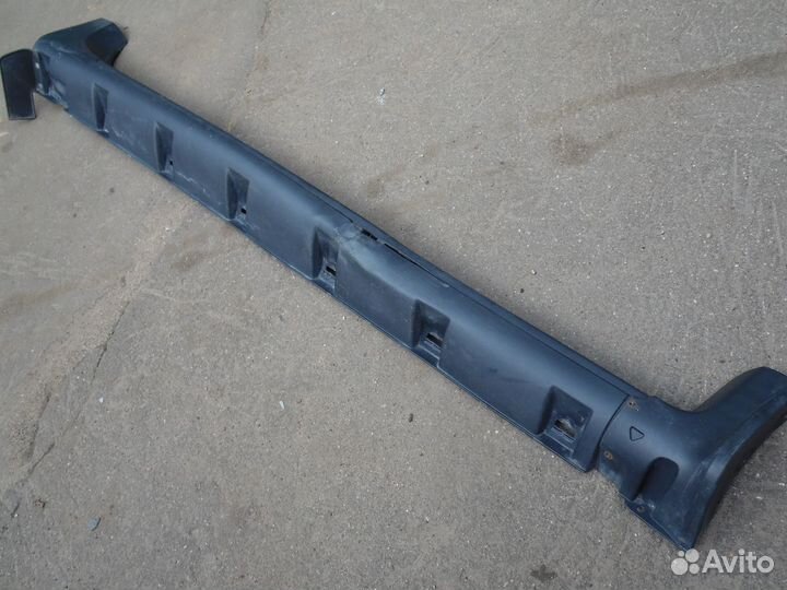 Порог правый, накладка Рено Дастер