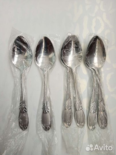 Ложки большие и чайные, вилки и ножи