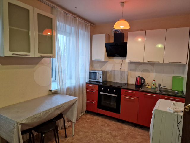 2-к. квартира, 42 м², 3/9 эт.