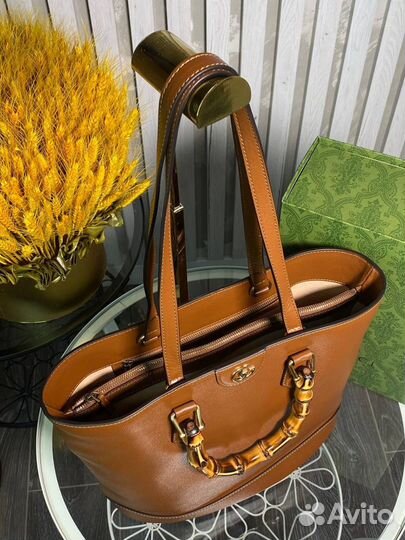 Женская сумка из натуральной кожи Gucci