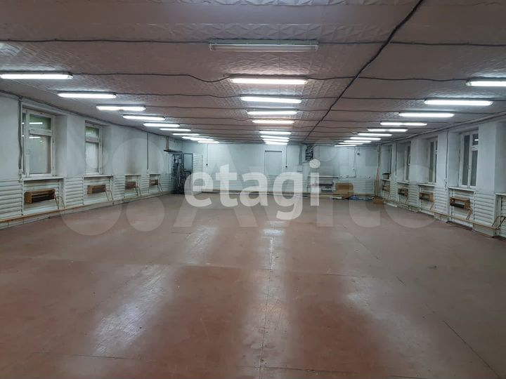 Продам офисное помещение, 897 м²