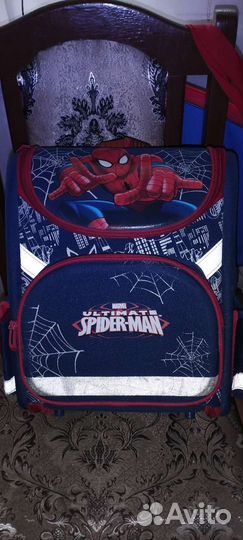 Школьный рюкзак