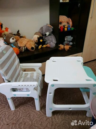 Стульчик для кормления нb
