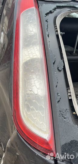 Задний левый фонарь на ford focus 2 рестайлинг